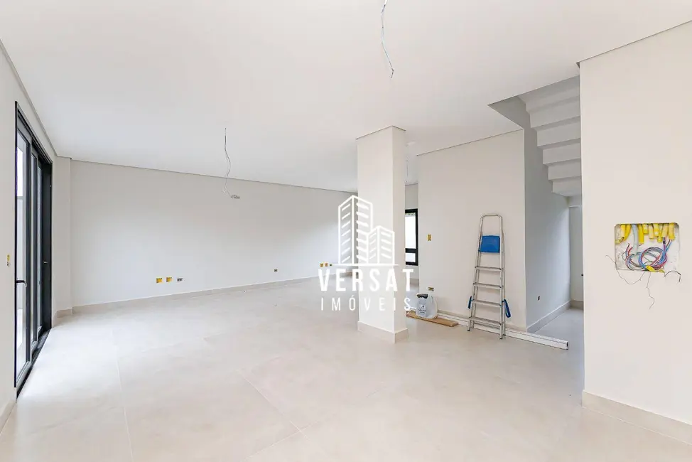 Foto 8 de Sobrado com 3 quartos à venda, 148m2 em Uberaba, Curitiba - PR