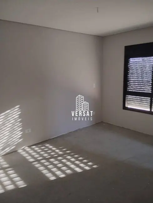 Sobrado com 3 quartos à venda, 112m2 em Bairro Alto, Curitiba - PR - imagem 8 Foto 8 de Sobrado com 3 quartos à venda, 112m2 em Bairro Alto, Curitiba - PR