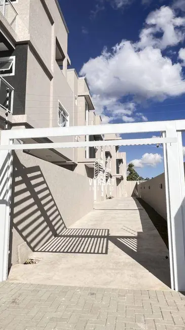 Sobrado com 3 quartos à venda, 125m2 em Boqueirão, Curitiba - PR - imagem 4 Foto 4 de Sobrado com 3 quartos à venda, 125m2 em Boqueirão, Curitiba - PR