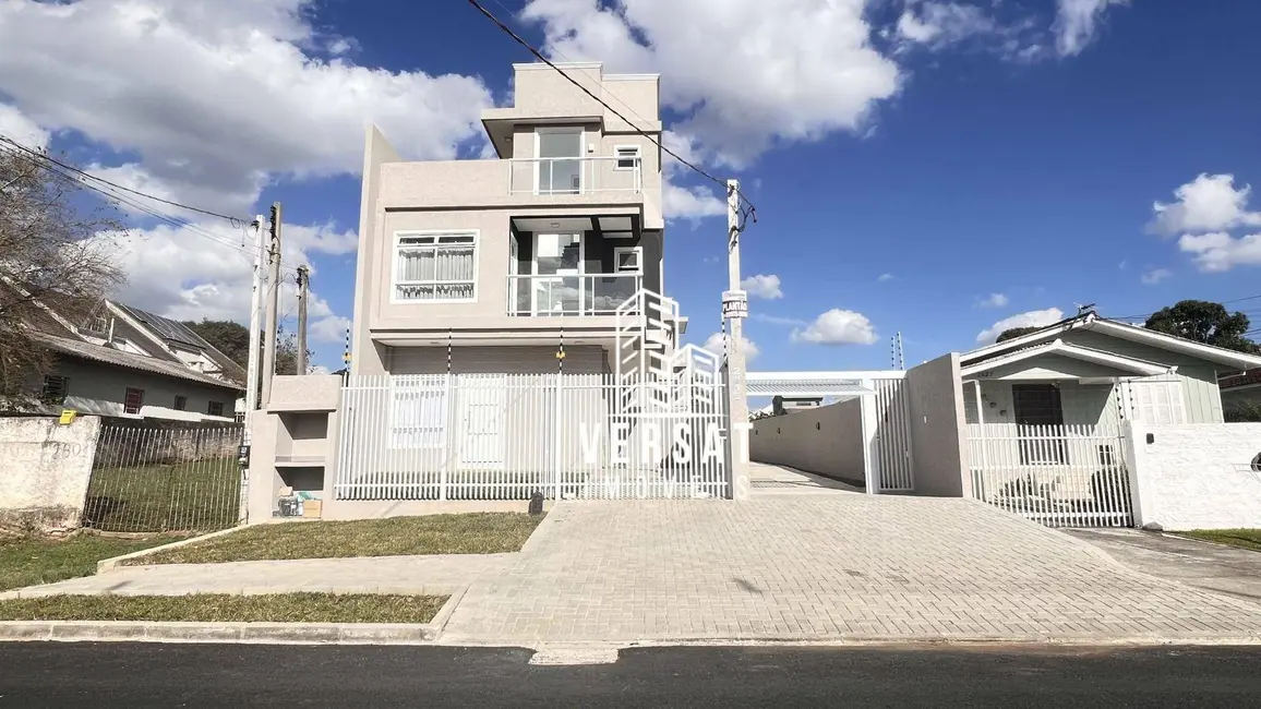 Sobrado com 3 quartos à venda, 125m2 em Boqueirão, Curitiba - PR - imagem 2 Foto 2 de Sobrado com 3 quartos à venda, 125m2 em Boqueirão, Curitiba - PR