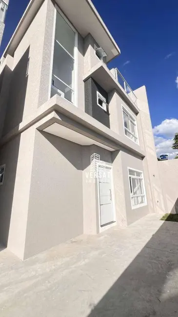 Sobrado com 3 quartos à venda, 125m2 em Boqueirão, Curitiba - PR - imagem 1 Foto 1 de Sobrado com 3 quartos à venda, 125m2 em Boqueirão, Curitiba - PR