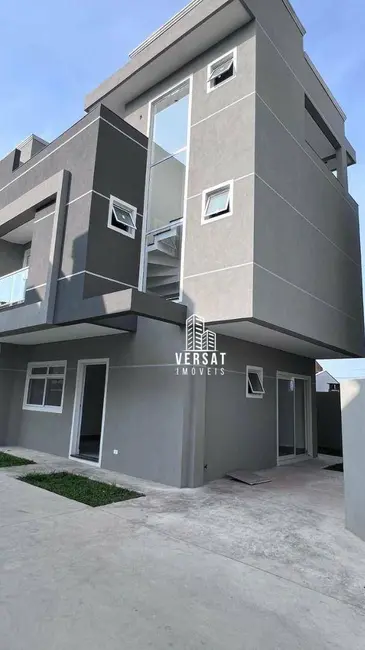 Foto 1 de Sobrado com 3 quartos à venda, 123m2 em Bairro Alto, Curitiba - PR