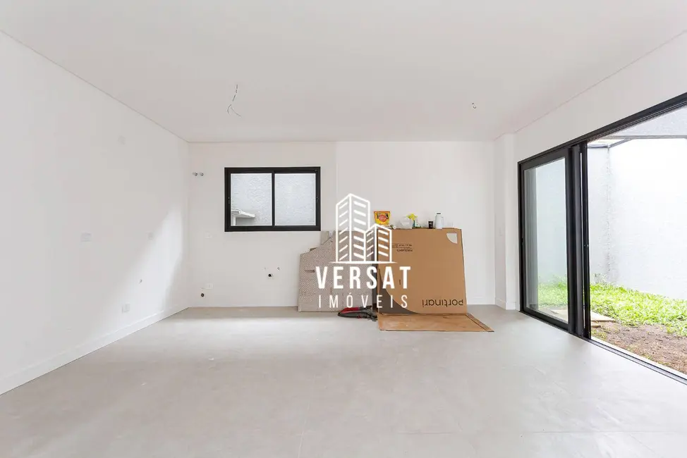 Sobrado com 3 quartos à venda, 182m2 em Portão, Curitiba - PR - imagem 5 Foto 5 de Sobrado com 3 quartos à venda, 182m2 em Portão, Curitiba - PR