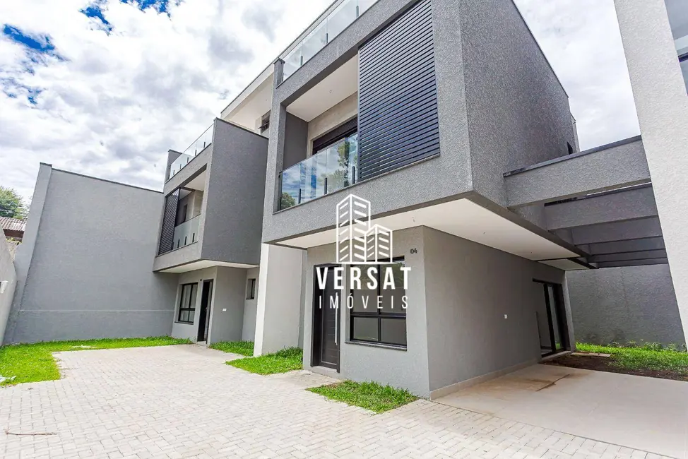 Sobrado com 3 quartos à venda, 182m2 em Portão, Curitiba - PR - imagem 1 Foto 1 de Sobrado com 3 quartos à venda, 182m2 em Portão, Curitiba - PR