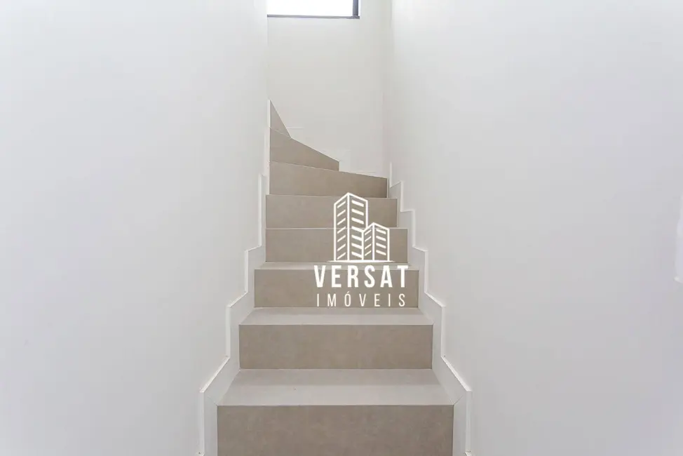Sobrado com 3 quartos à venda, 182m2 em Portão, Curitiba - PR - imagem 8 Foto 8 de Sobrado com 3 quartos à venda, 182m2 em Portão, Curitiba - PR