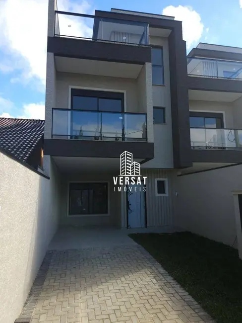 Foto 1 de Sobrado com 3 quartos à venda, 150m2 em Uberaba, Curitiba - PR