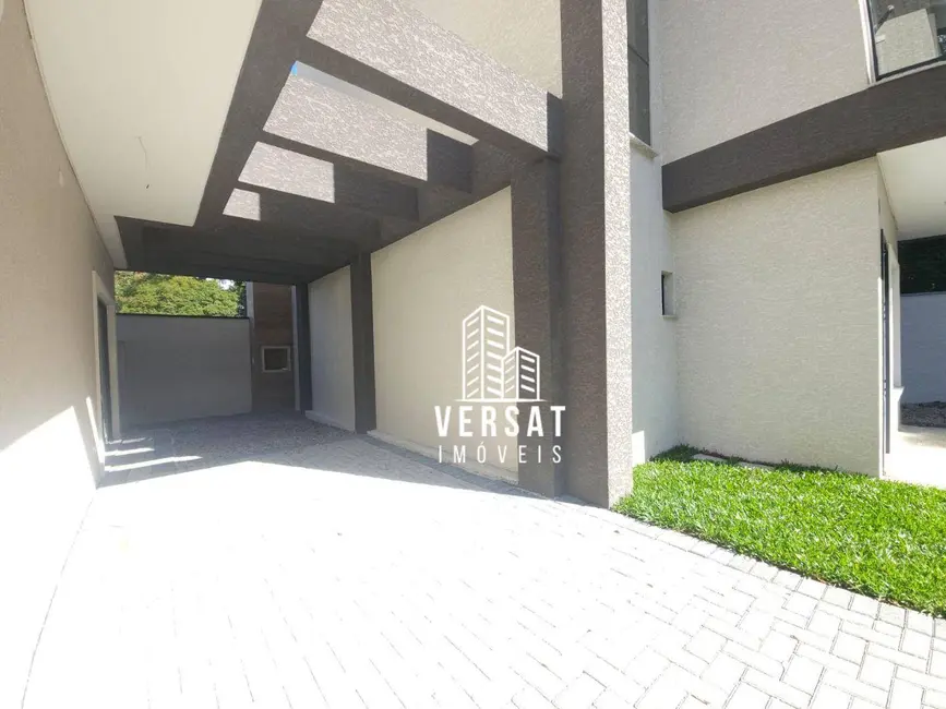 Foto 3 de Sobrado com 3 quartos à venda, 135m2 em Uberaba, Curitiba - PR