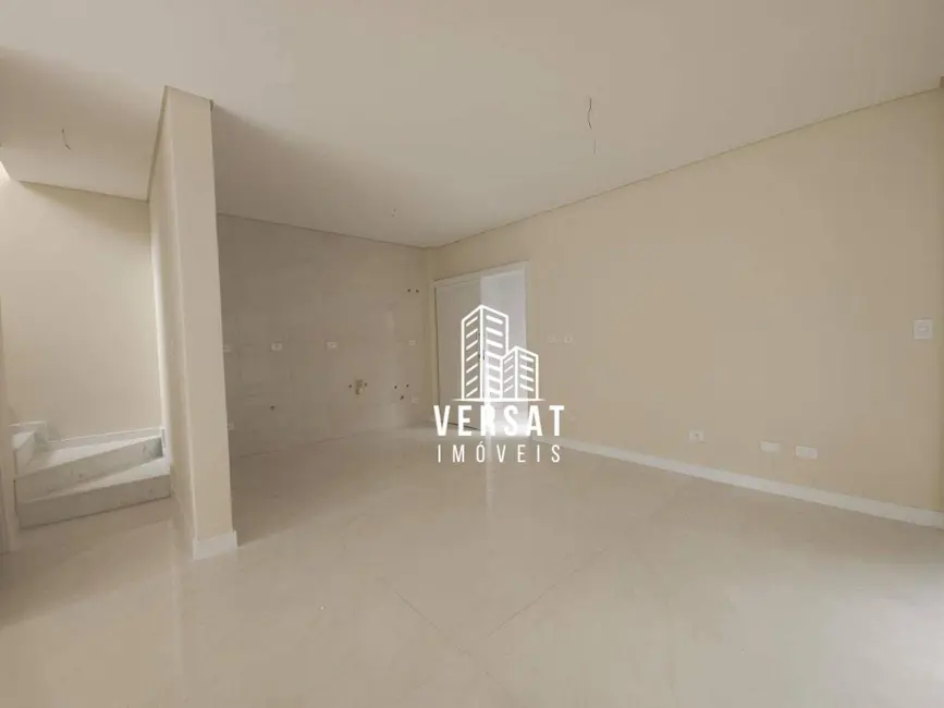 Foto 5 de Sobrado com 3 quartos à venda, 135m2 em Uberaba, Curitiba - PR