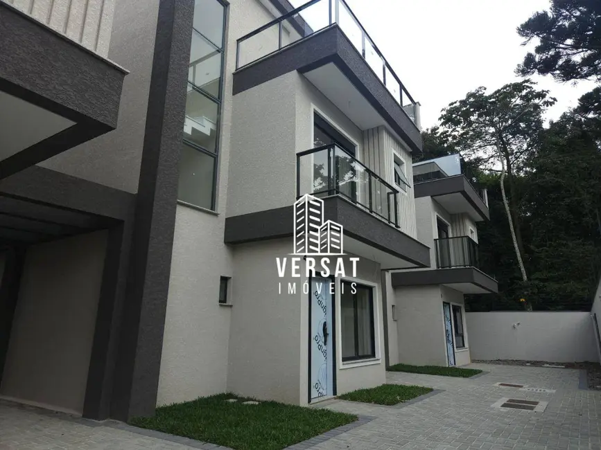 Foto 1 de Sobrado com 3 quartos à venda, 135m2 em Uberaba, Curitiba - PR