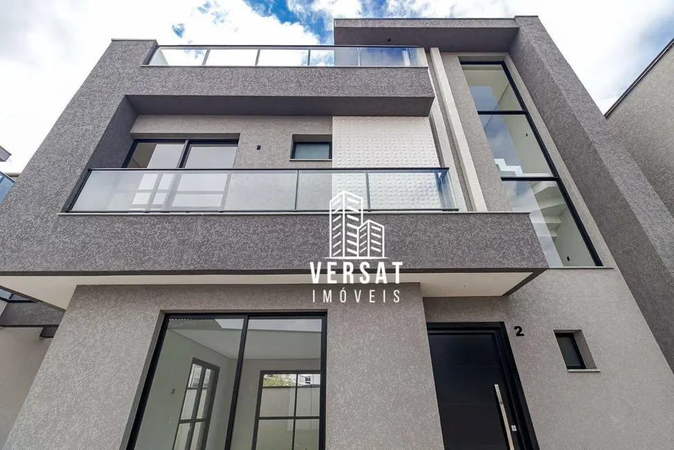 Foto 3 de Sobrado com 3 quartos à venda, 119m2 em Uberaba, Curitiba - PR