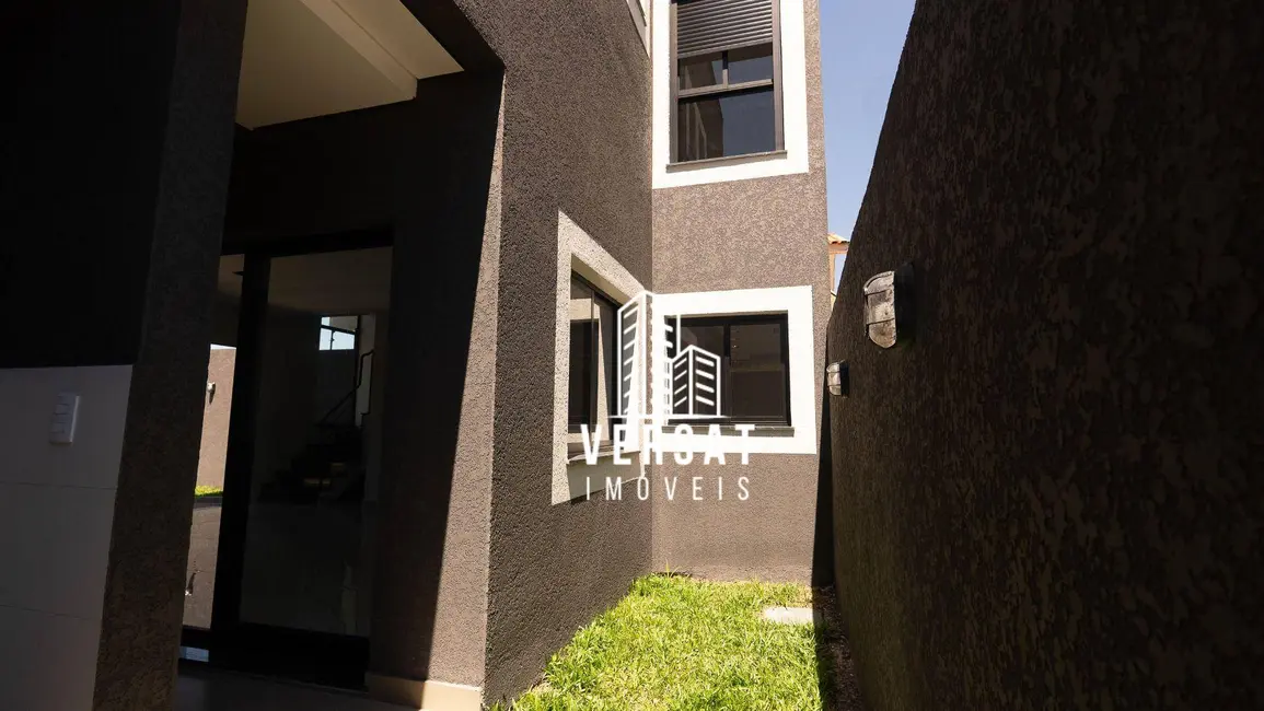 Foto 4 de Sobrado com 3 quartos à venda, 123m2 em Uberaba, Curitiba - PR