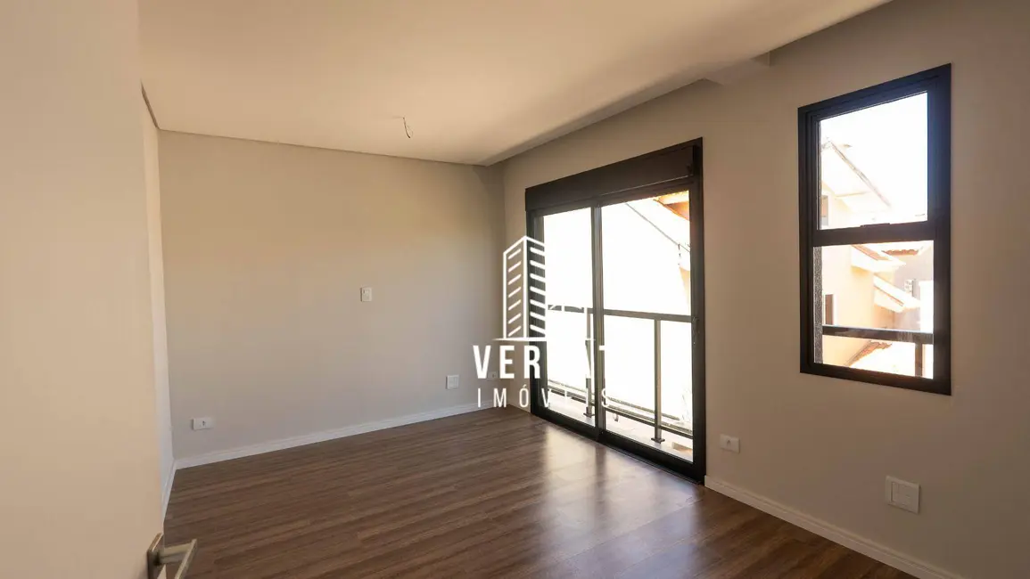 Foto 8 de Sobrado com 3 quartos à venda, 105m2 em Uberaba, Curitiba - PR