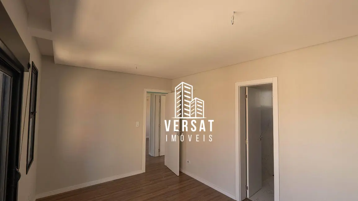 Foto 9 de Sobrado com 3 quartos à venda, 105m2 em Uberaba, Curitiba - PR