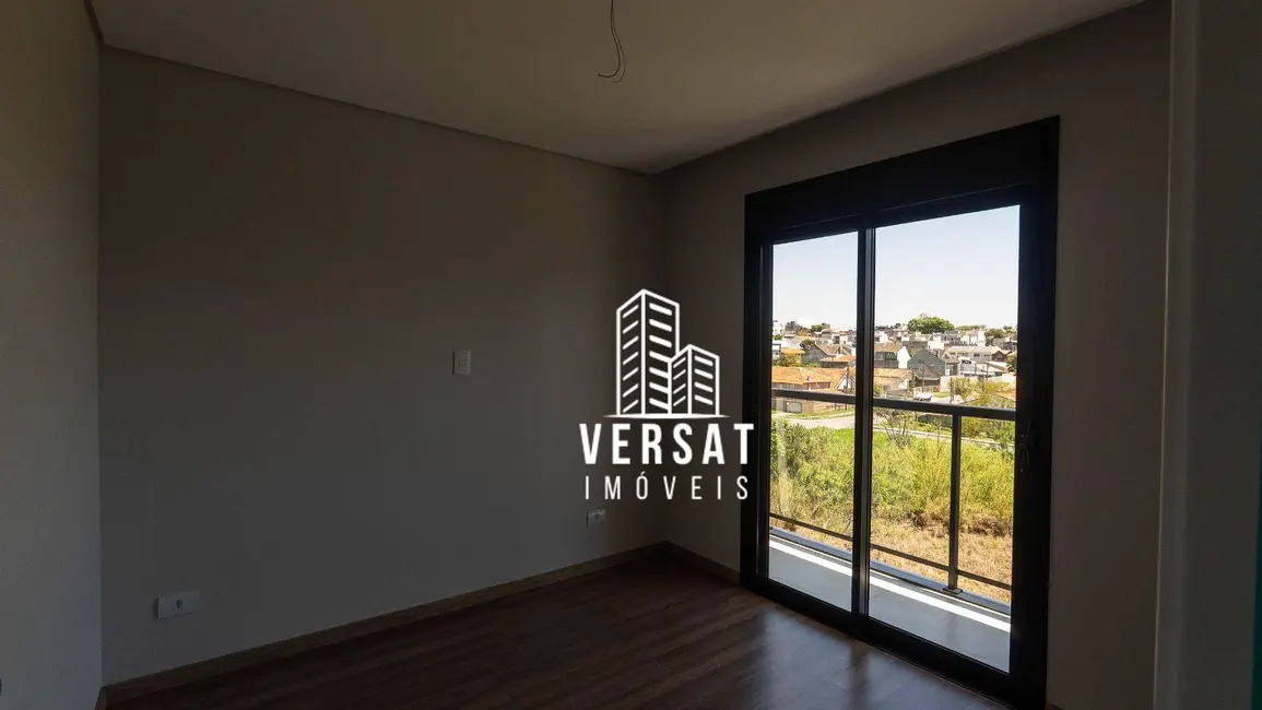 Foto 9 de Sobrado com 3 quartos à venda, 105m2 em Uberaba, Curitiba - PR