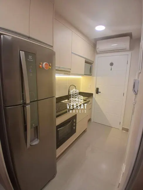 Kitnet com 1 quarto à venda, 19m2 em Centro, Curitiba - PR - imagem 2 Foto 2 de Kitnet com 1 quarto à venda, 19m2 em Centro, Curitiba - PR