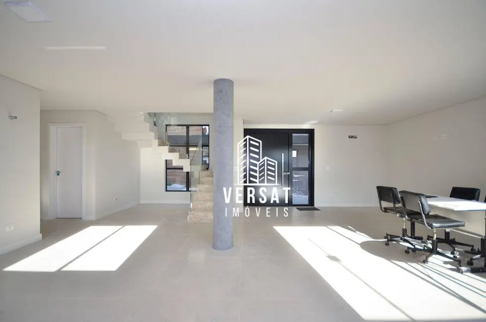 Foto 6 de Sobrado com 3 quartos à venda, 234m2 em Mercês, Curitiba - PR