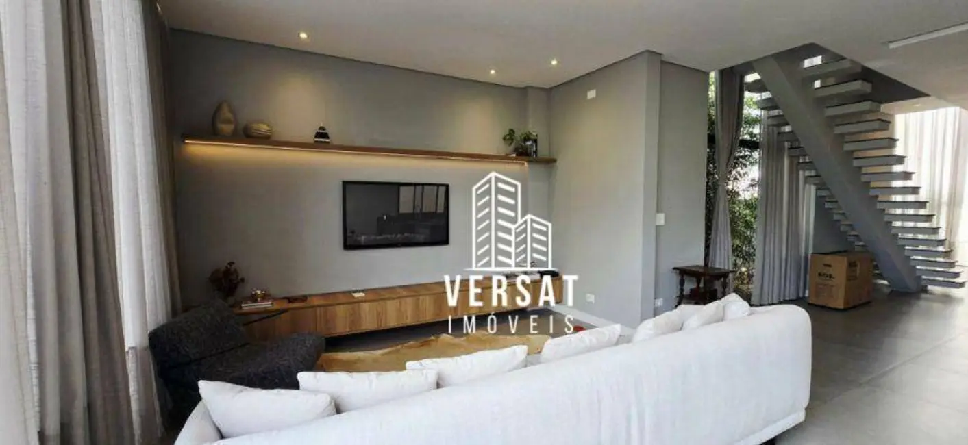 Casa de Condomínio com 3 quartos à venda, 230m2 em Atuba, Curitiba - PR - imagem 5 Foto 5 de Casa de Condomínio com 3 quartos à venda, 230m2 em Atuba, Curitiba - PR