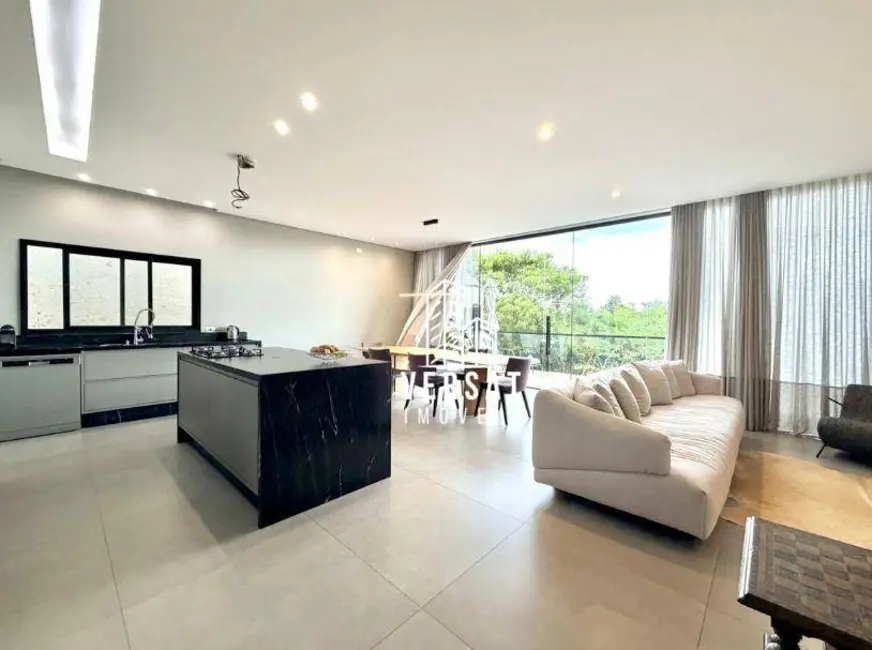 Casa de Condomínio com 3 quartos à venda, 230m2 em Atuba, Curitiba - PR - imagem 4 Foto 4 de Casa de Condomínio com 3 quartos à venda, 230m2 em Atuba, Curitiba - PR
