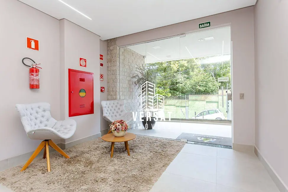 Apartamento com 2 quartos à venda, 65m2 em Uberaba, Curitiba - PR - imagem 3 Foto 3 de Apartamento com 2 quartos à venda, 65m2 em Uberaba, Curitiba - PR