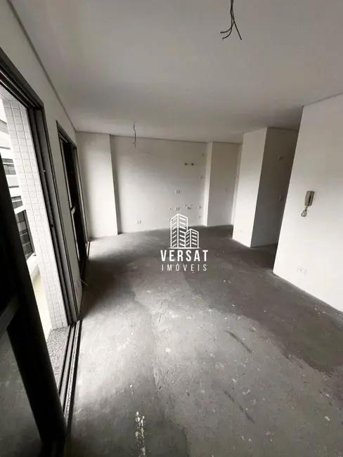 Kitnet com 1 quarto à venda, 30m2 em Centro, Curitiba - PR - imagem 5 Foto 5 de Kitnet com 1 quarto à venda, 30m2 em Centro, Curitiba - PR