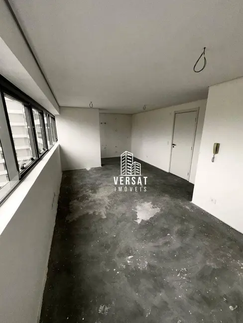 Foto 9 de Kitnet com 1 quarto à venda, 33m2 em Centro, Curitiba - PR