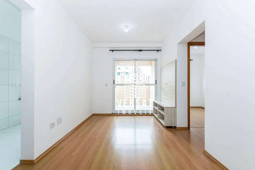 Foto 3 de Apartamento com 2 quartos para alugar, 61m2 em Capão Raso, Curitiba - PR