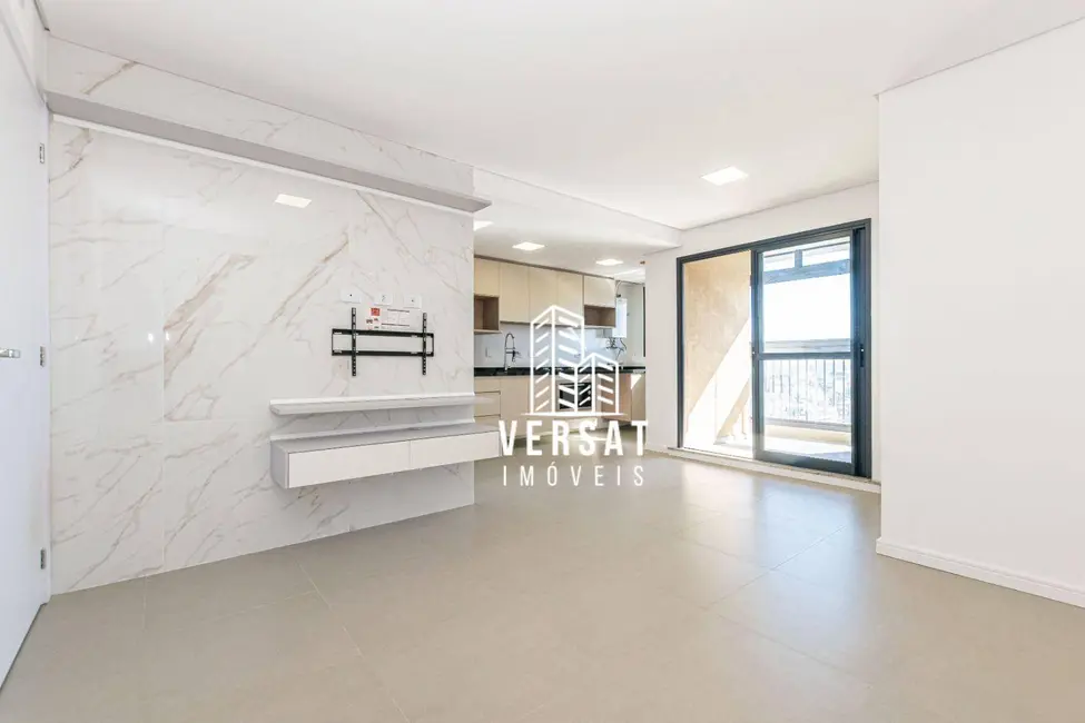 Foto 9 de Apartamento com 3 quartos para alugar, 74m2 em Novo Mundo, Curitiba - PR