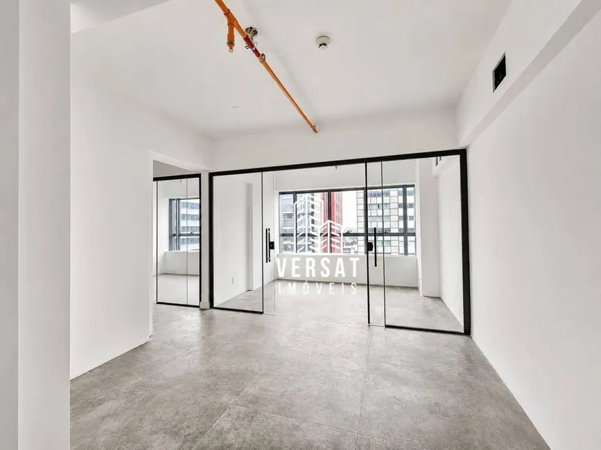 Foto 4 de Sala Comercial à venda, 56m2 em Alto da Glória, Curitiba - PR