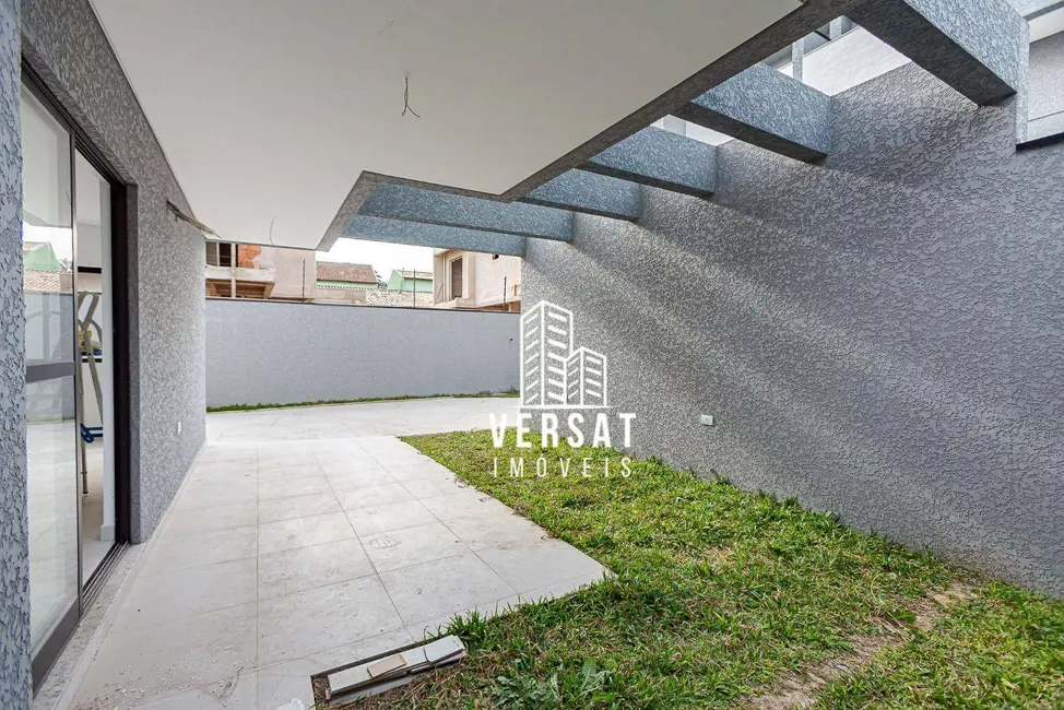 Foto 4 de Sobrado com 3 quartos à venda, 157m2 em Uberaba, Curitiba - PR