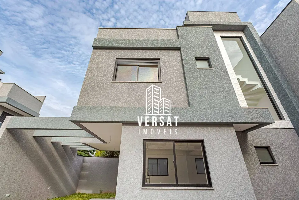 Foto 2 de Sobrado com 3 quartos à venda, 157m2 em Uberaba, Curitiba - PR