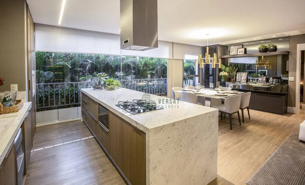 Foto 4 de Apartamento com 2 quartos à venda, 72m2 em Centro, Curitiba - PR