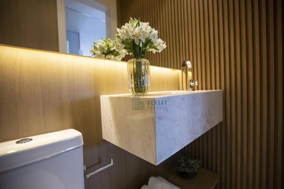 Foto 9 de Apartamento com 2 quartos à venda, 72m2 em Centro, Curitiba - PR