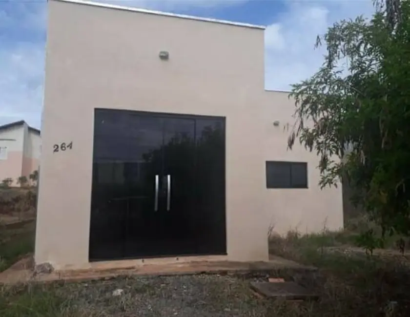 Foto 2 de Casa com 1 quarto à venda, 300m2 em Piraju - SP