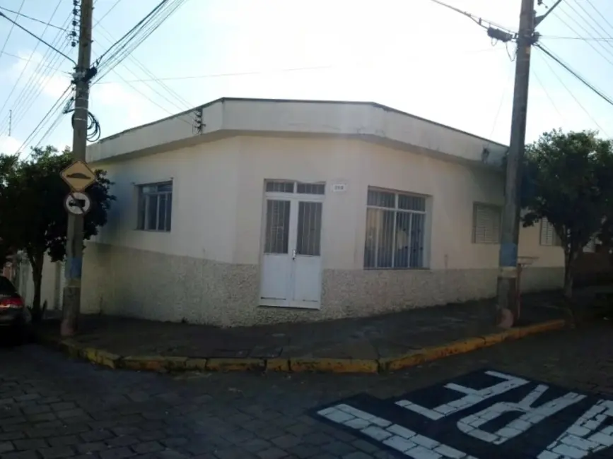 Foto 2 de Casa com 4 quartos à venda, 346m2 em Centro, Piraju - SP
