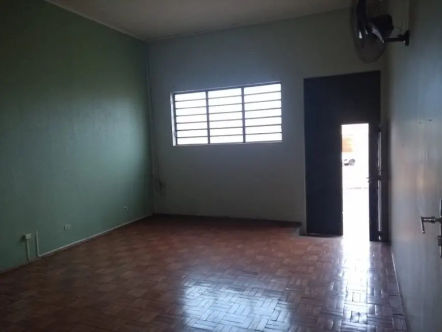 Foto 6 de Casa à venda, 226m2 em Piraju - SP