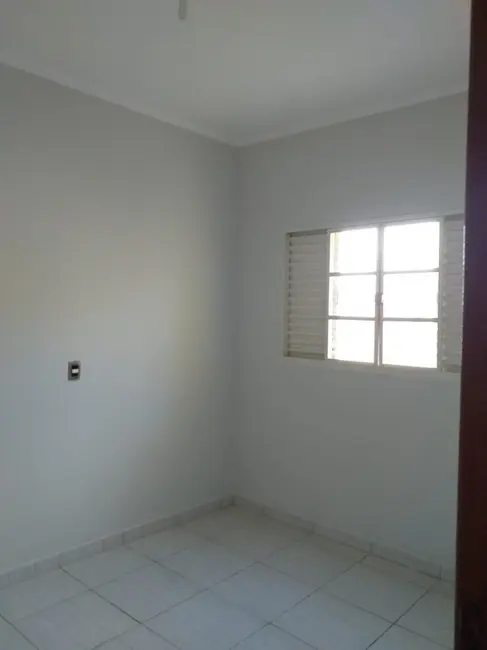 Foto 8 de Casa com 2 quartos à venda, 200m2 em Piraju - SP