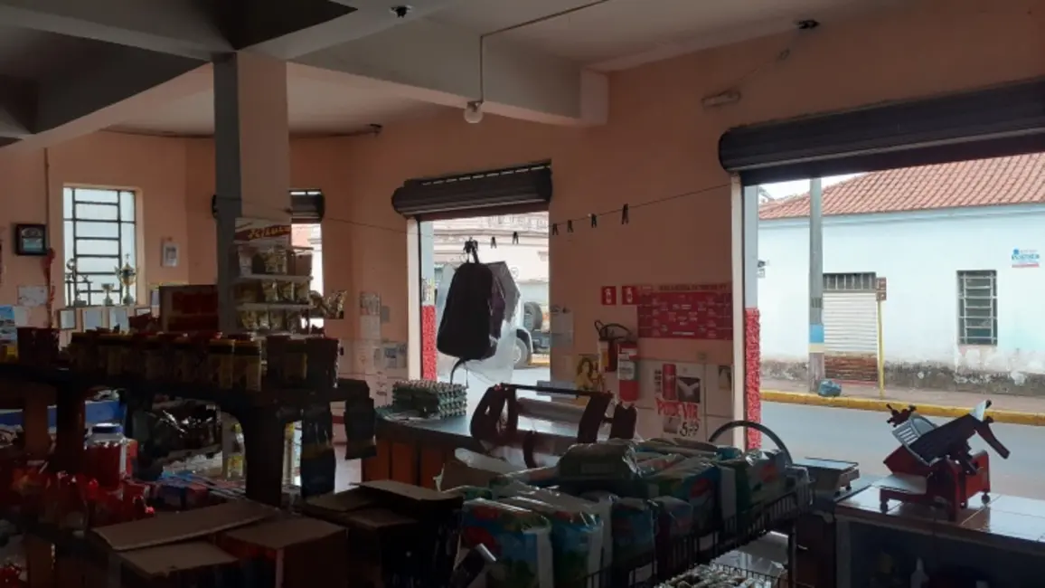 Foto 3 de Sala Comercial com 3 quartos à venda, 210m2 em Centro, Piraju - SP