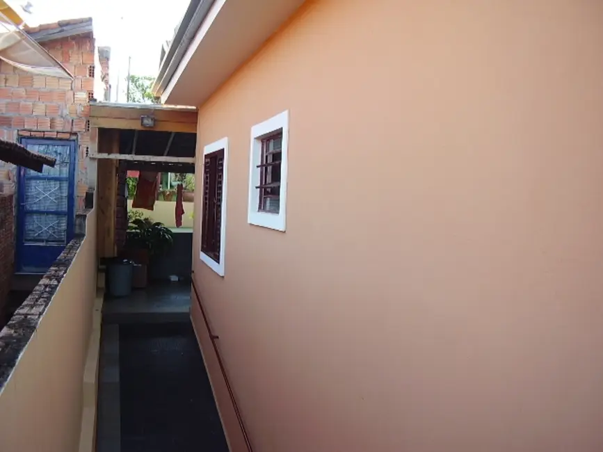 Foto 6 de Casa com 2 quartos à venda, 150m2 em Piraju - SP