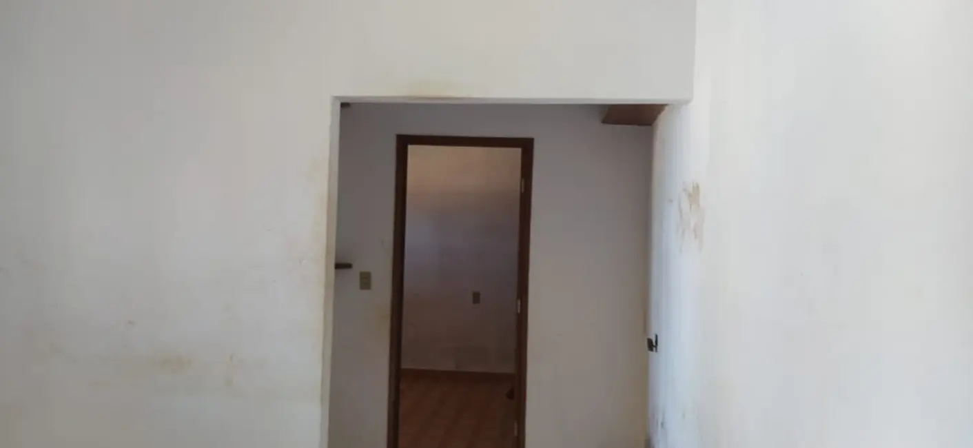 Foto 6 de Sala Comercial à venda, 300m2 em Piraju - SP