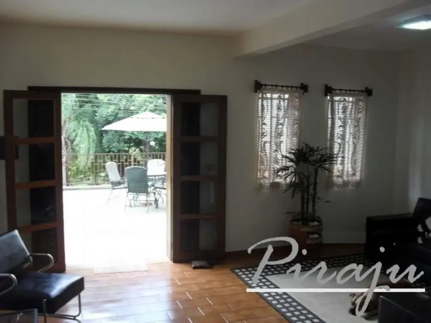 Foto 2 de Casa com 4 quartos à venda, 225m2 em Piraju - SP