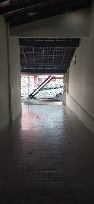 Foto 2 de Casa com 3 quartos à venda, 251m2 em Piraju - SP