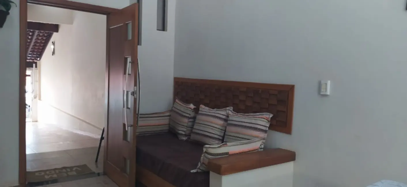 Foto 4 de Casa com 3 quartos à venda, 251m2 em Piraju - SP