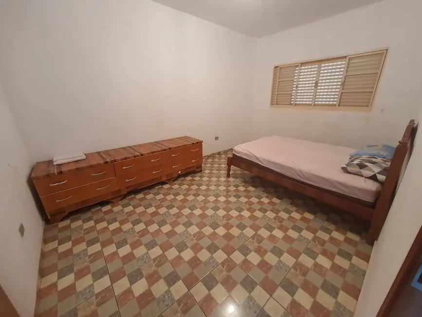 Foto 9 de Casa com 3 quartos à venda, 484m2 em Piraju - SP