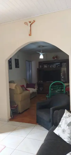 Foto 2 de Casa com 2 quartos à venda, 196m2 em Piraju - SP