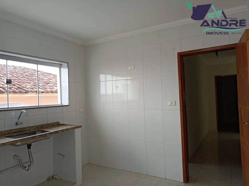 Foto 2 de Casa com 3 quartos à venda, 177m2 em Centro, Piraju - SP
