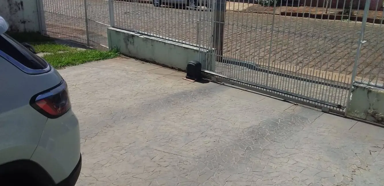 Foto 5 de Casa com 3 quartos à venda, 600m2 em Piraju - SP