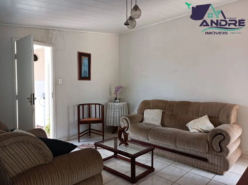 Foto 2 de Casa com 3 quartos à venda, 392m2 em Piraju - SP