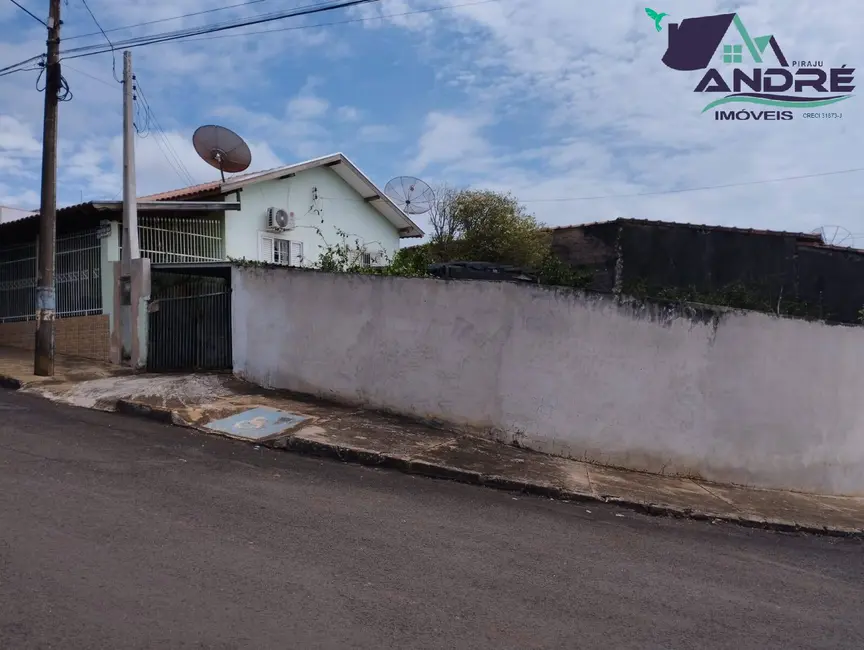 Foto 2 de Casa com 3 quartos à venda, 258m2 em Piraju - SP