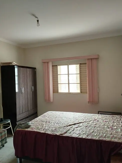 Foto 6 de Casa com 3 quartos à venda, 258m2 em Piraju - SP