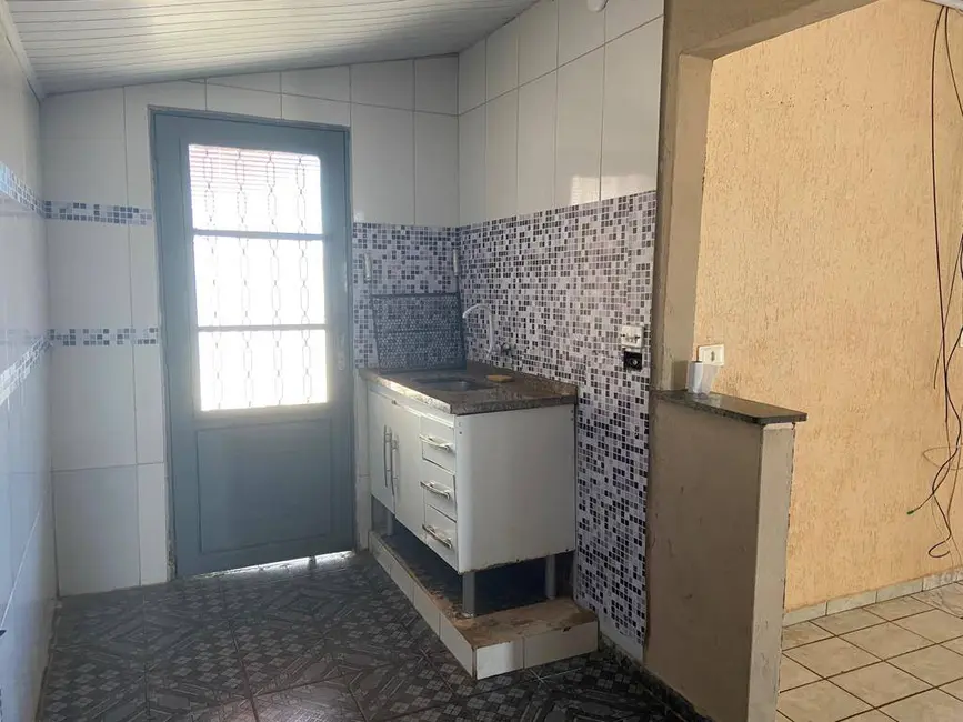 Foto 5 de Casa à venda, 180m2 em Piraju - SP